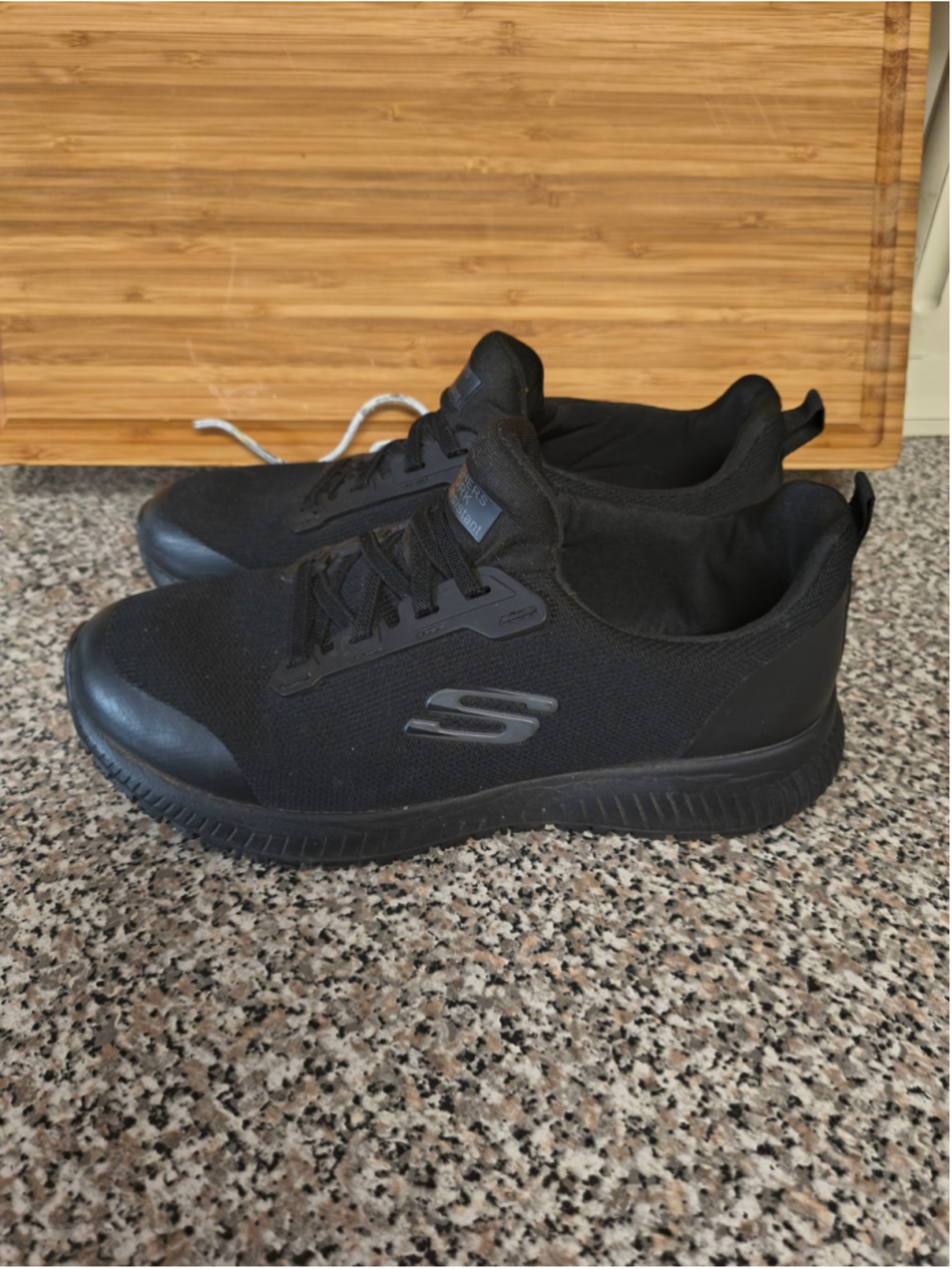 Skechers Work Relaxed Fit Squad SR Slip Resistant Shoes Black Women's Size 7